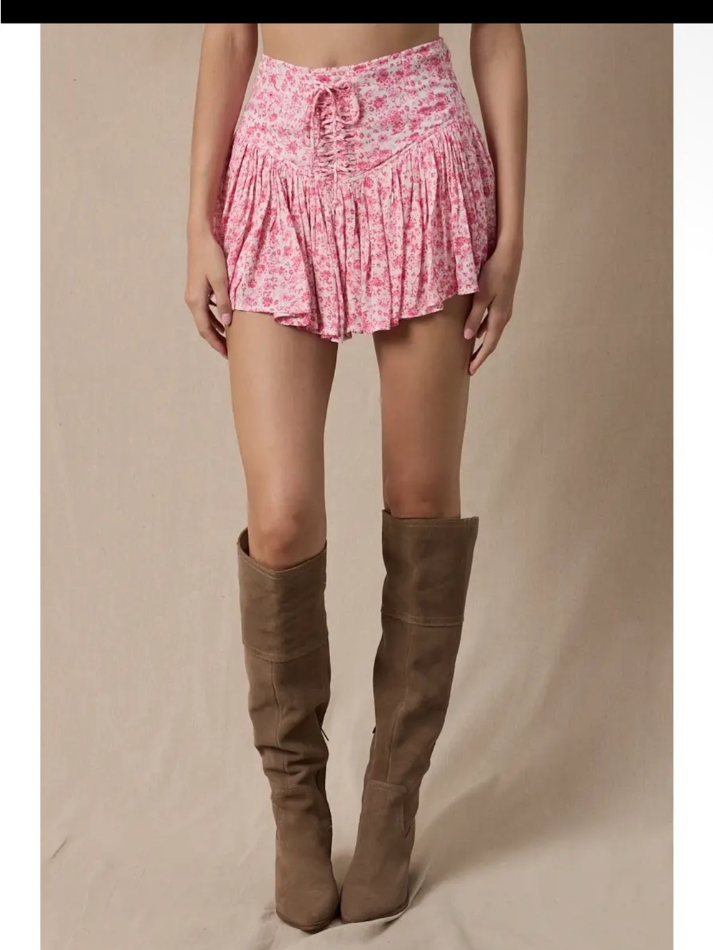 🆕💗PINK TAFFY FLORAL CORSET SKORT